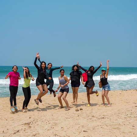 House Of Surf Hostel For Women バルカラ エクステリア 写真