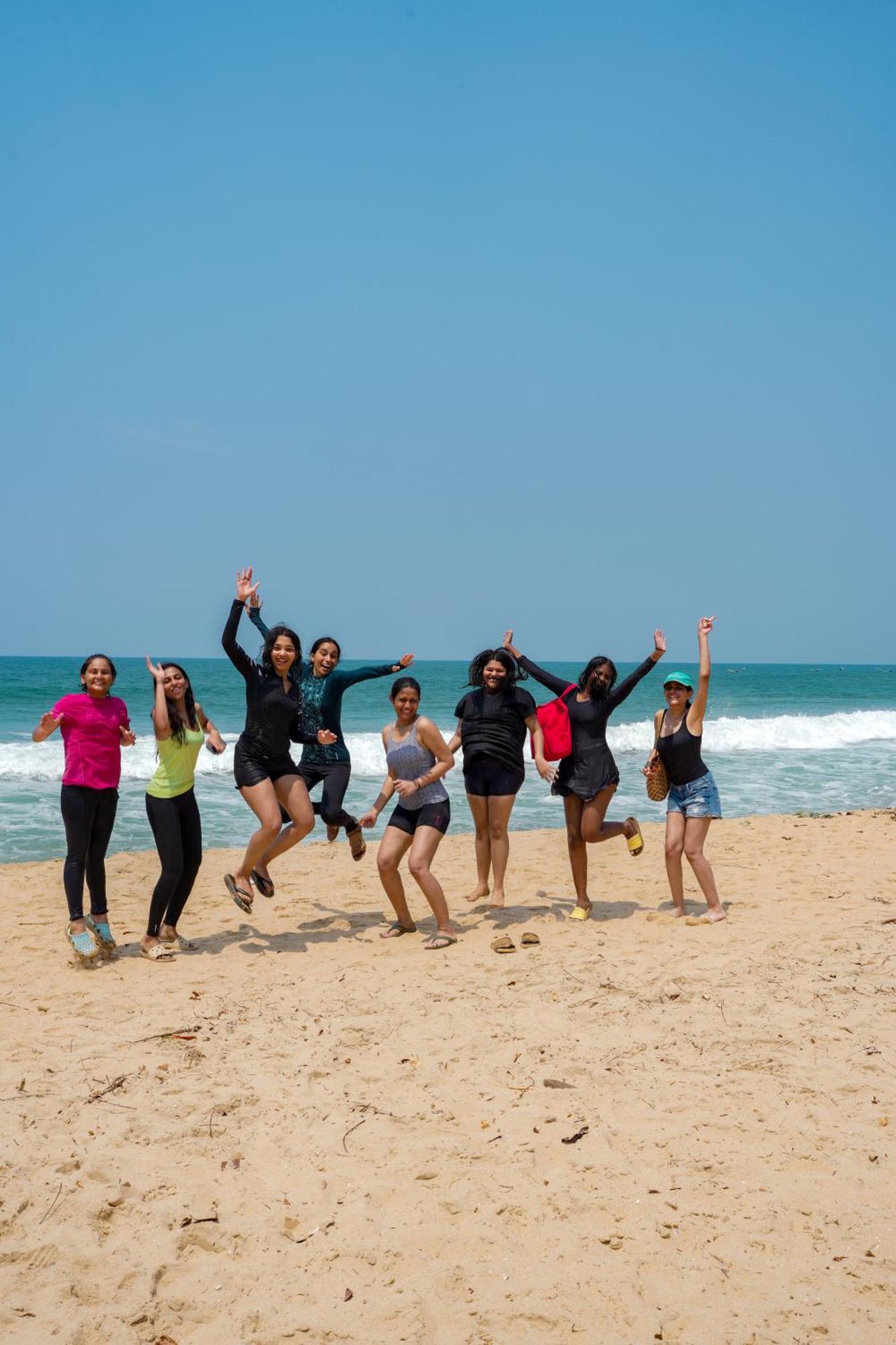 House Of Surf Hostel For Women バルカラ エクステリア 写真